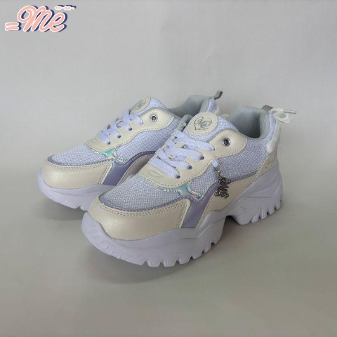 キッズ　シューズ（22・22.5・23・23.5・24cm・=Me）