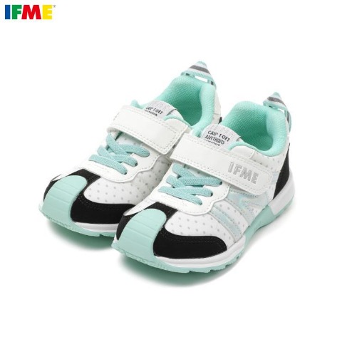 キッズ　シューズ（15.5・16・16.5・17・17.5・18cm・IFME）