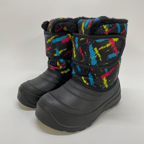 キッズ　防寒ブーツ（17・18・19cm）