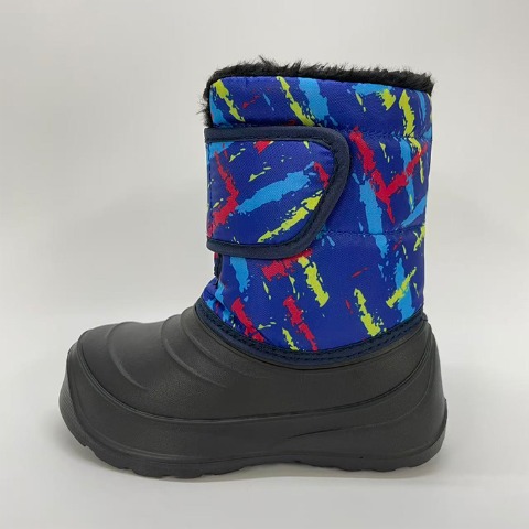 キッズ　防寒ブーツ（17・18・19cm）