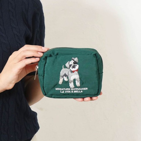 アニマル刺しゅうポーチ（ハチワレ）